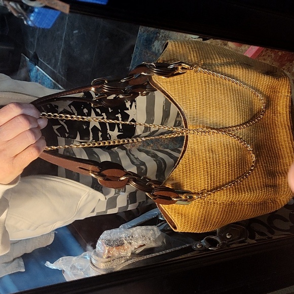 Michael Kors Woven Tan Shoulder Or Crossbody Bag - Picture 10 of 10